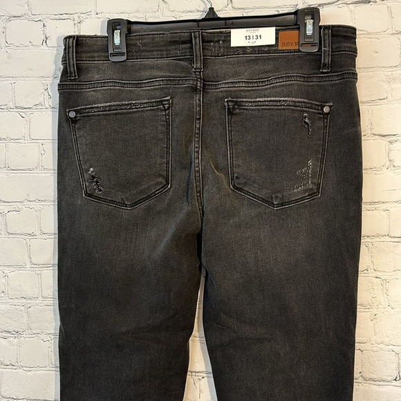 Judy Blue Destroyed Buffalo plaid patch skinny jeans-new - Picture 8 of 13